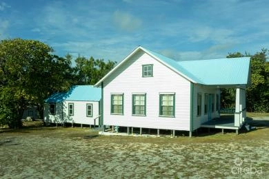 HISTORIC HOME - 3 ACRES OCEAN FRONT