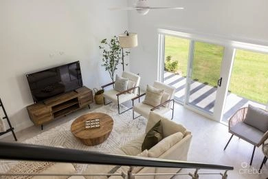 THE MEADOWS - PAPAYA TOWNHOME - 2 BEDROOMS 2 BATHROOMS