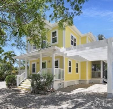 SEACLIFF YELLOW LOCATED IN COTTAGE