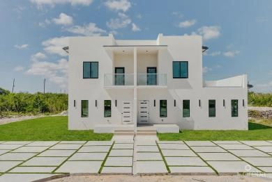 LUMINA - 3 BED 3.5 BATH W/OFFICE - DUPLEX - #2