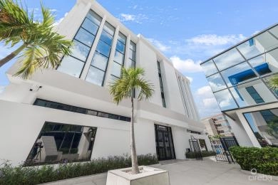 RARE  ENTIRE FLOOR COMMERCIAL OFFICE, GEORGE TOWN - OWNER FINANCING AVAILABLE