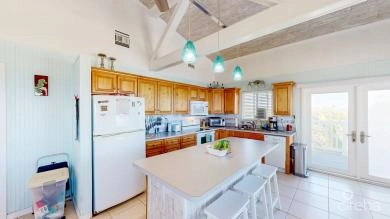 CAYMAN BRAC OCEAN FRONT HOME