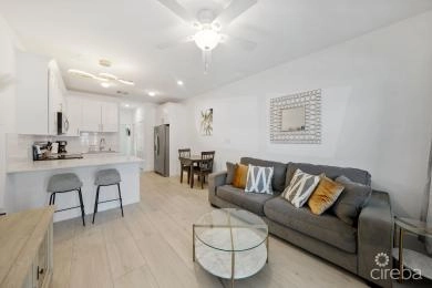 LA PAIDION #9 REDUCED!