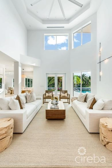 VISTA DEL MAR | A REIMAGINED WATERFRONT ESTATE