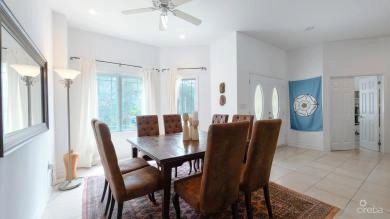 CANAL FRONT HOME 3 BED PROSPECT