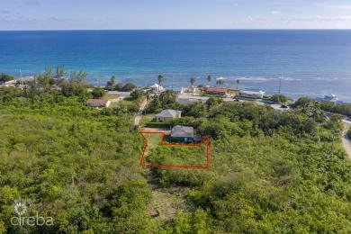 RESIDENTIAL LAND LOT, STEPS FROM THE SEA