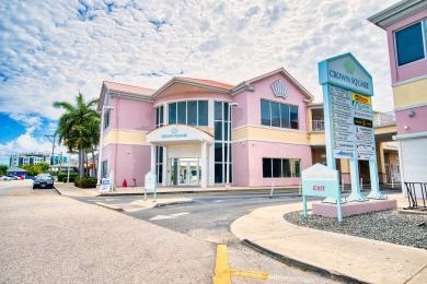 CROWN SQUARE | 16 UNIT COMMERCIAL INVESTMENT OPPORTUNITY