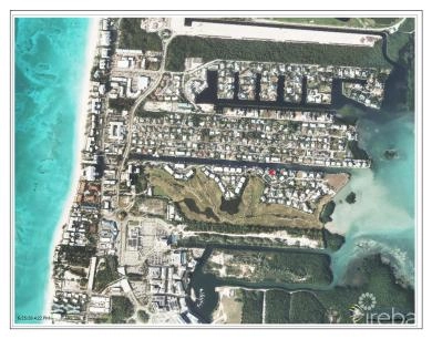BRITANNIA KINGS COURT      CANAL FRONT    4 BED/3  BATH      PLUS BOAT DOCK