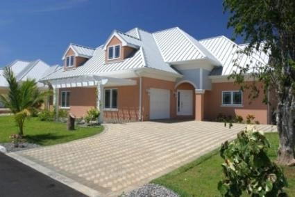 Savannah Grand - Cayman Islands Real Estate