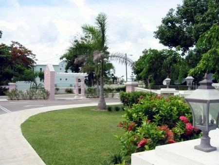 Rosedale Gardens - Cayman Condominiums