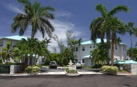 Grand Palms - Cayman Luxury Property